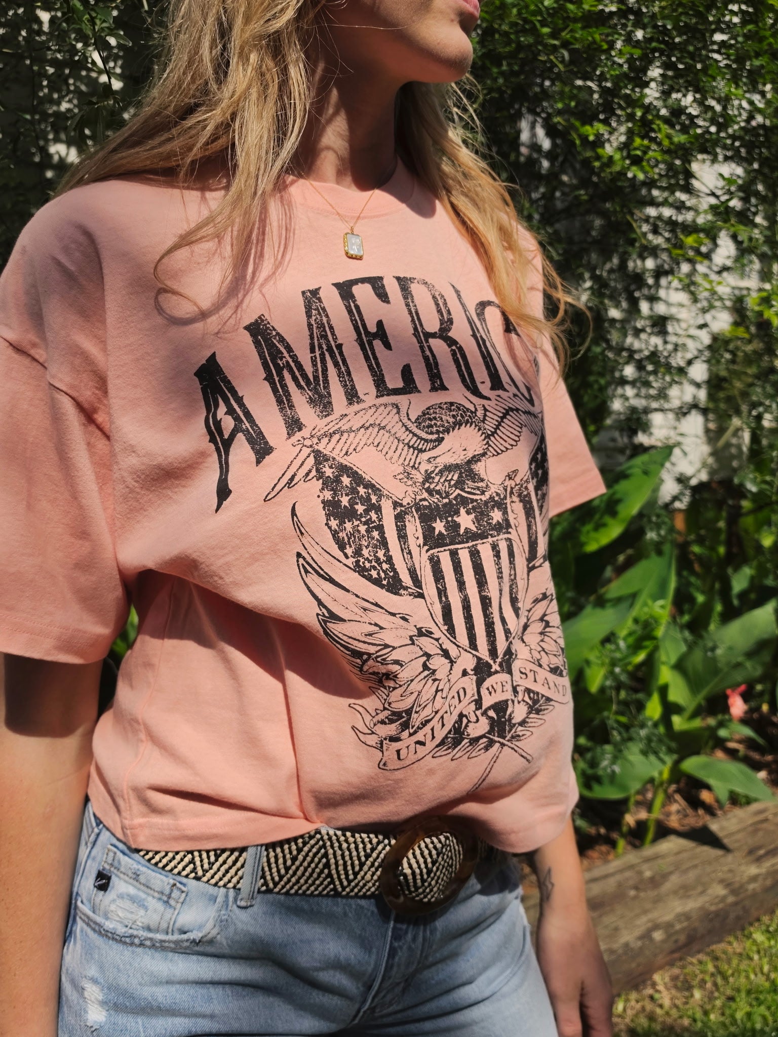 Cropped American Graphic Tee in Peach