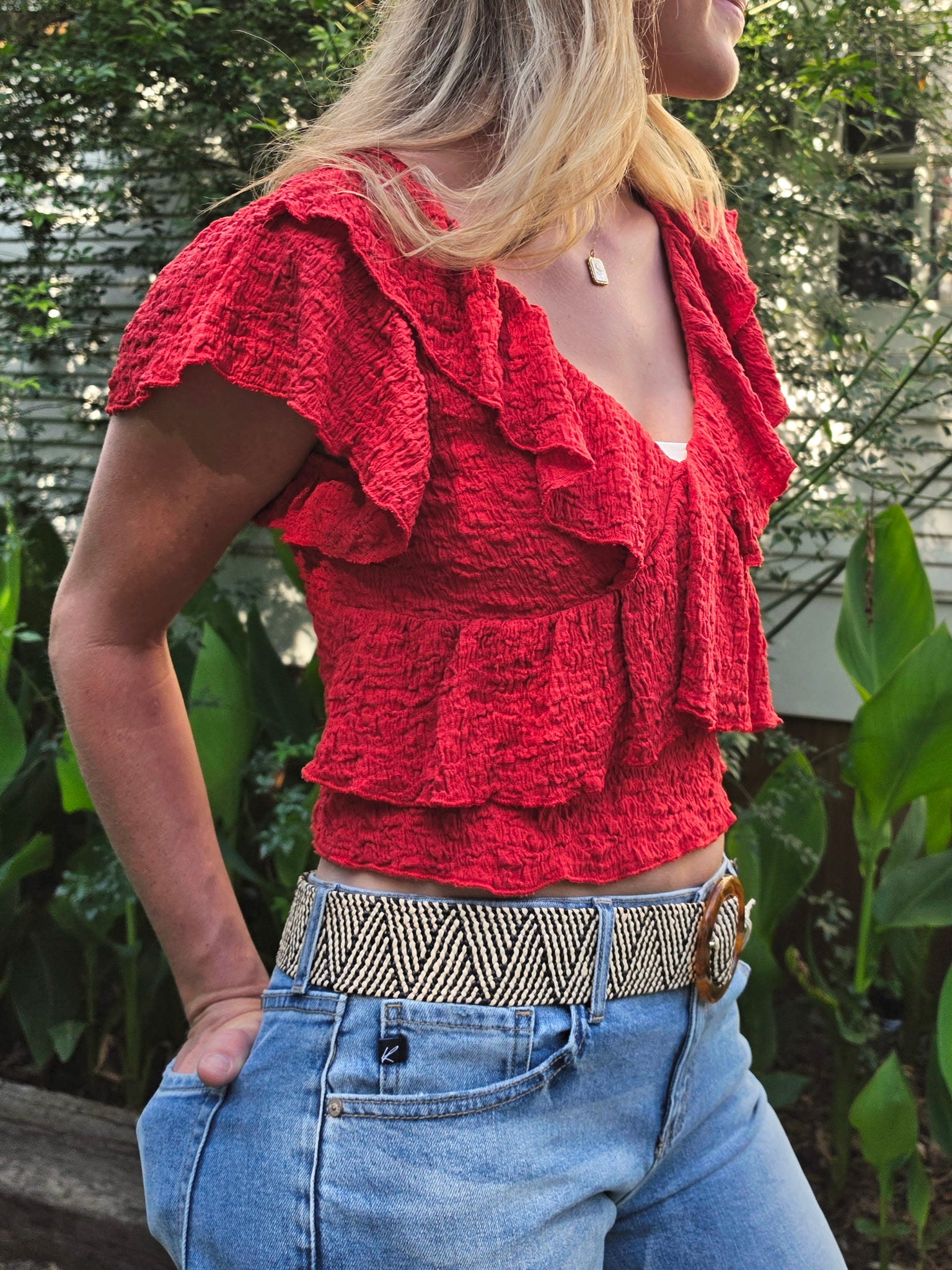 Textured Knit Ruffle V Neck Top