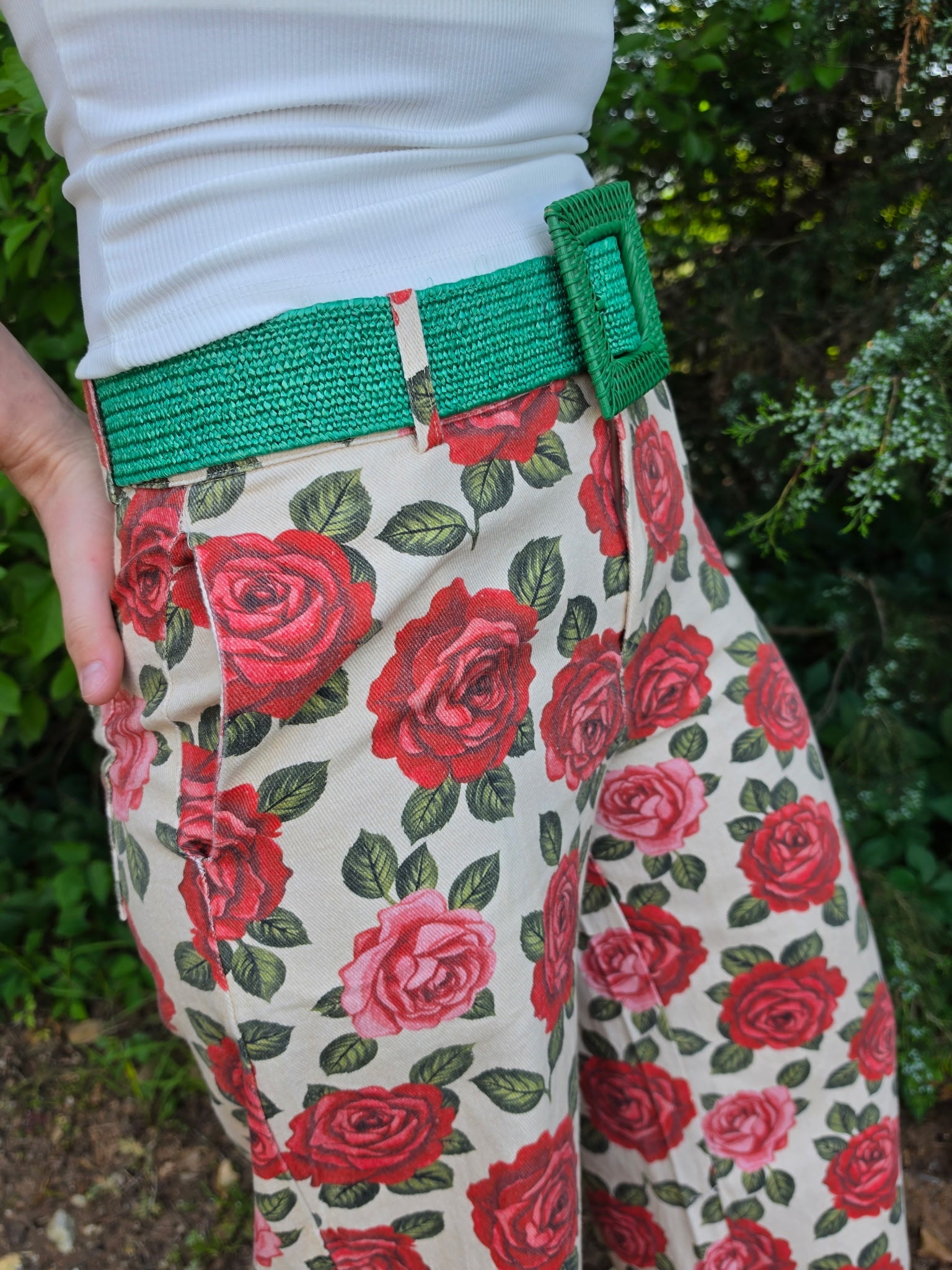 Relaxed Rose Patterned Pants