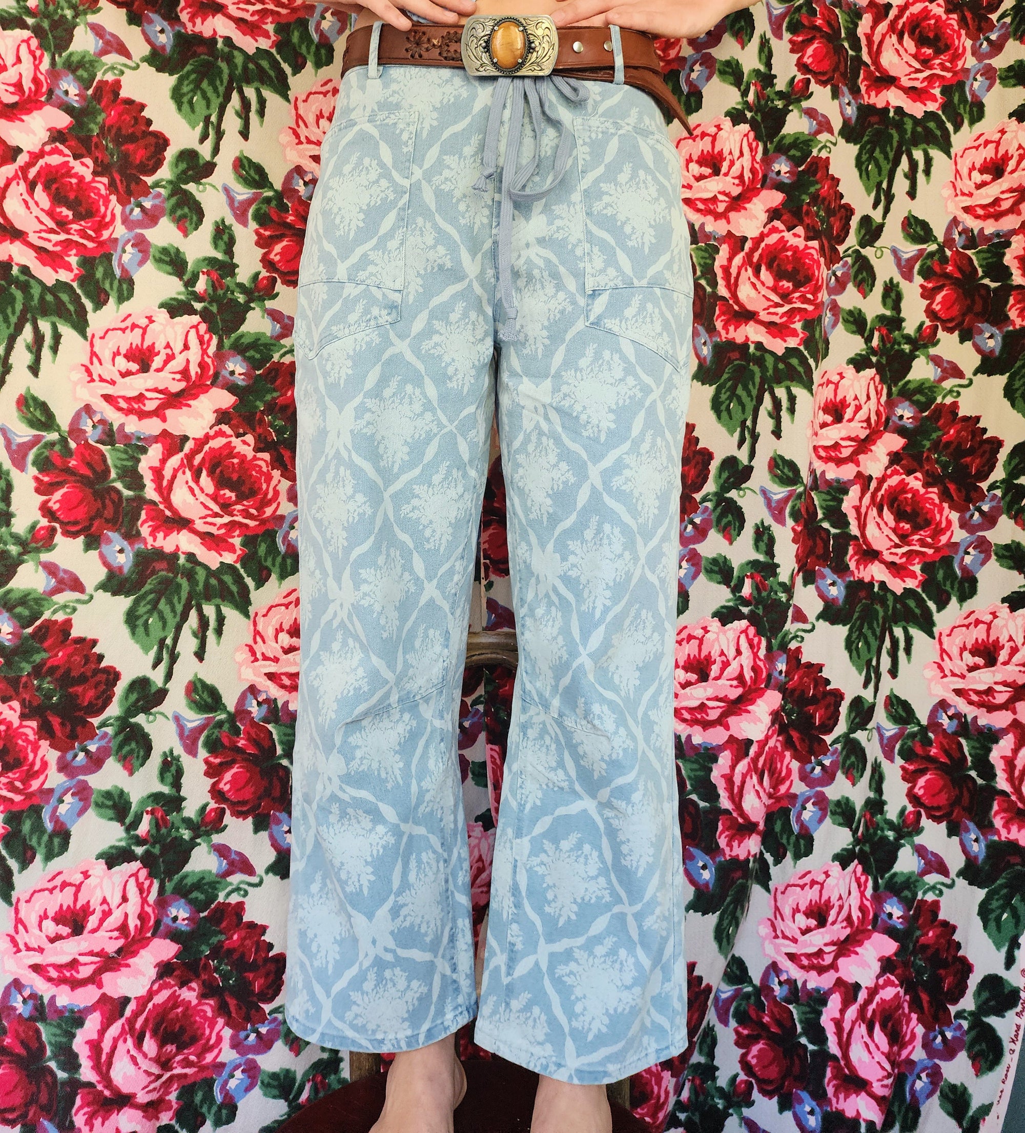 Printed Barrel Jeans