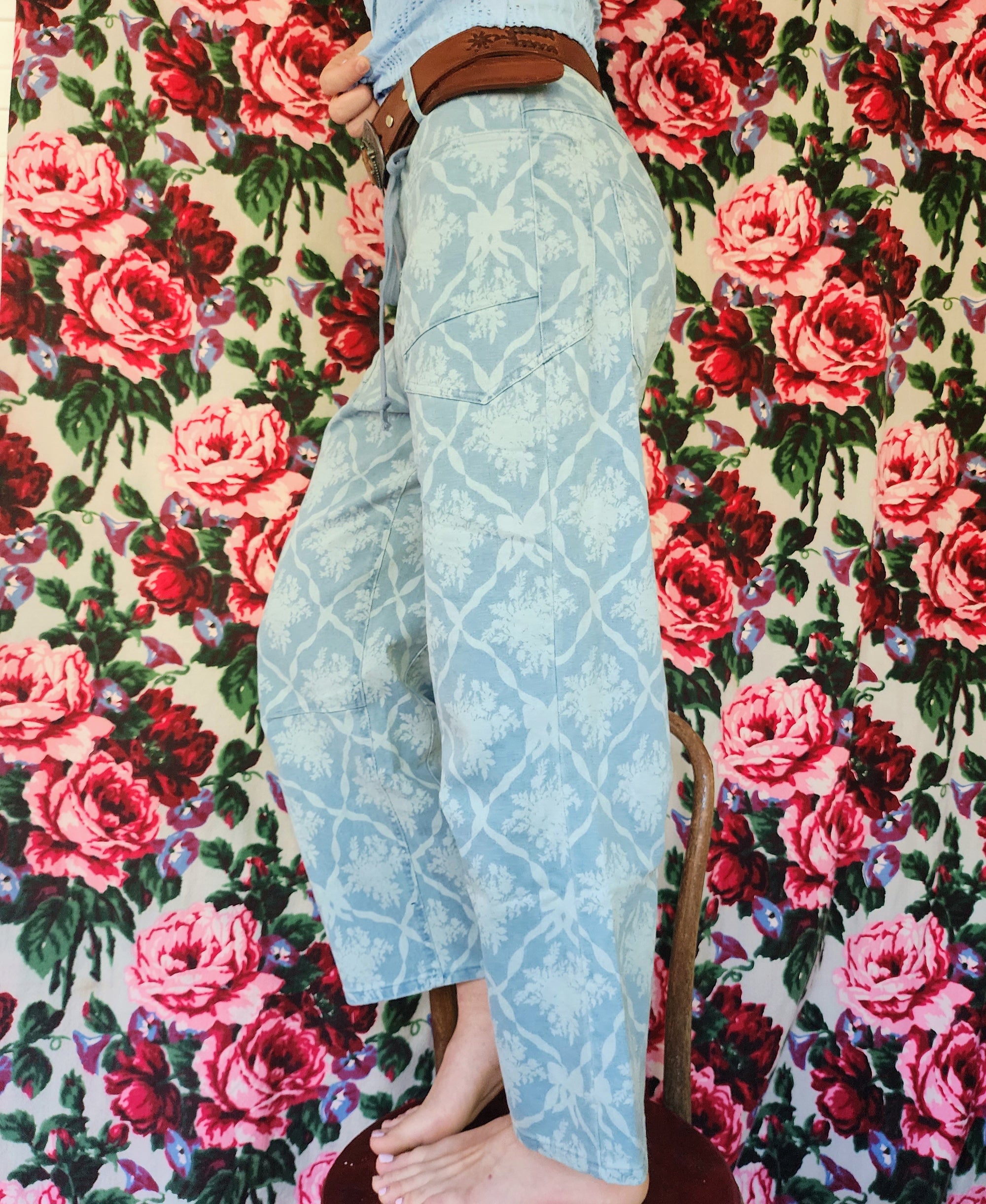 Printed Barrel Jeans