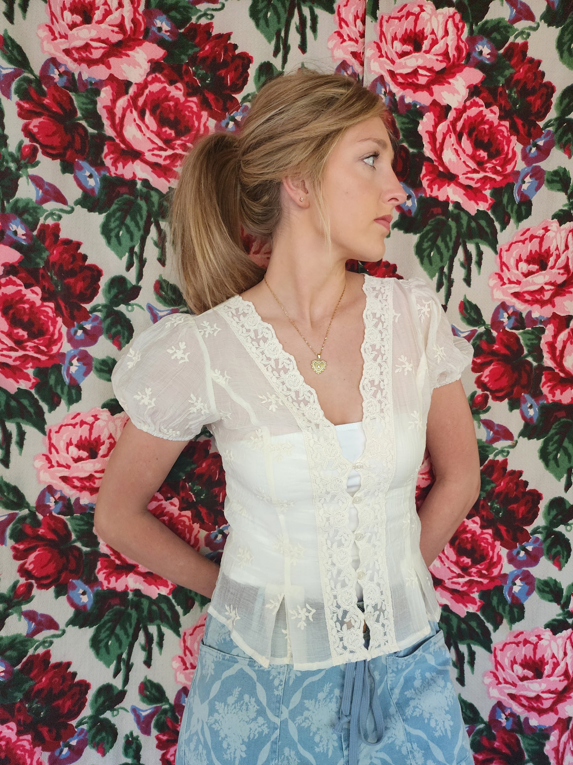 Floral Embroidered Lace in Cream