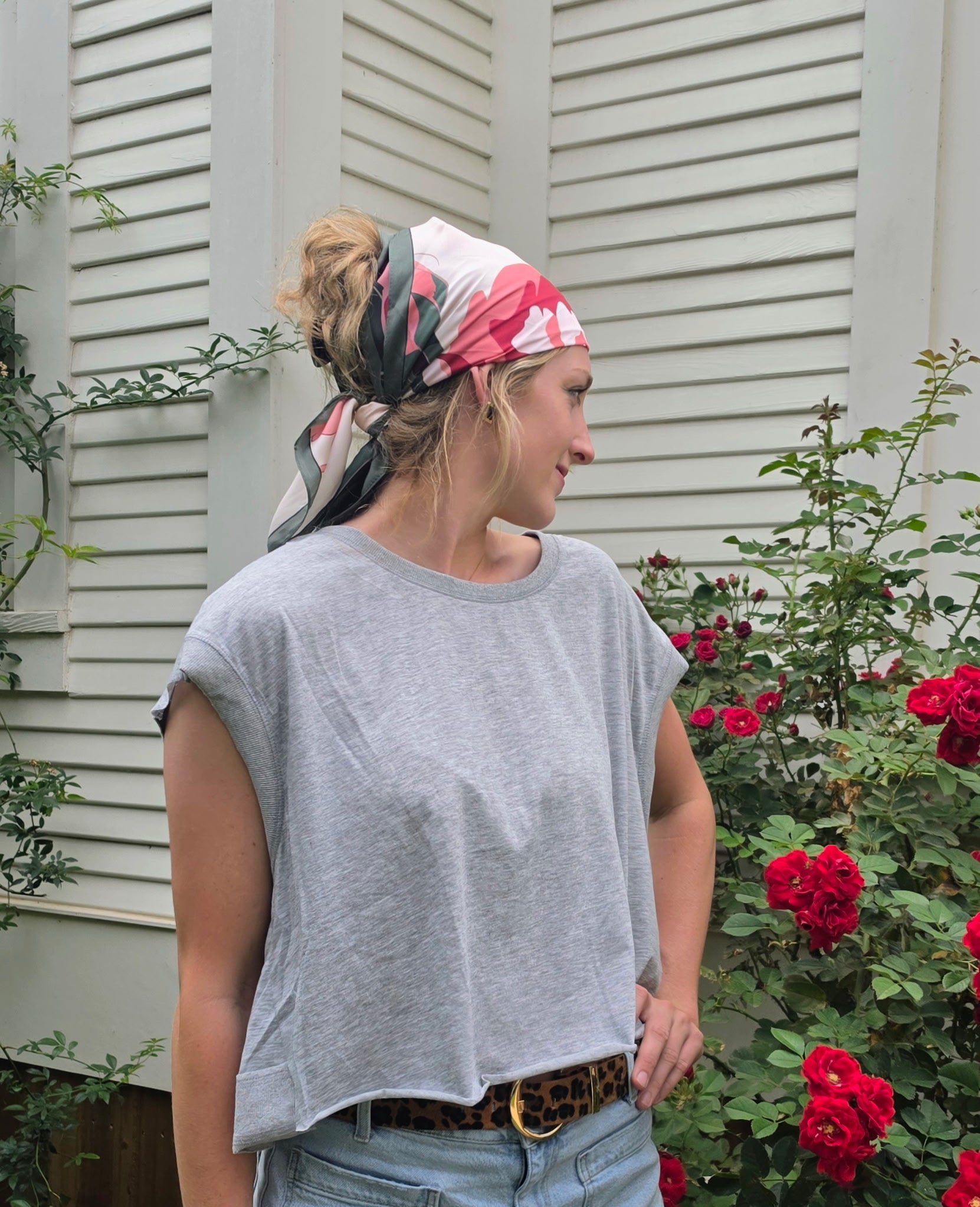Boxy Crew Neck with Open Back