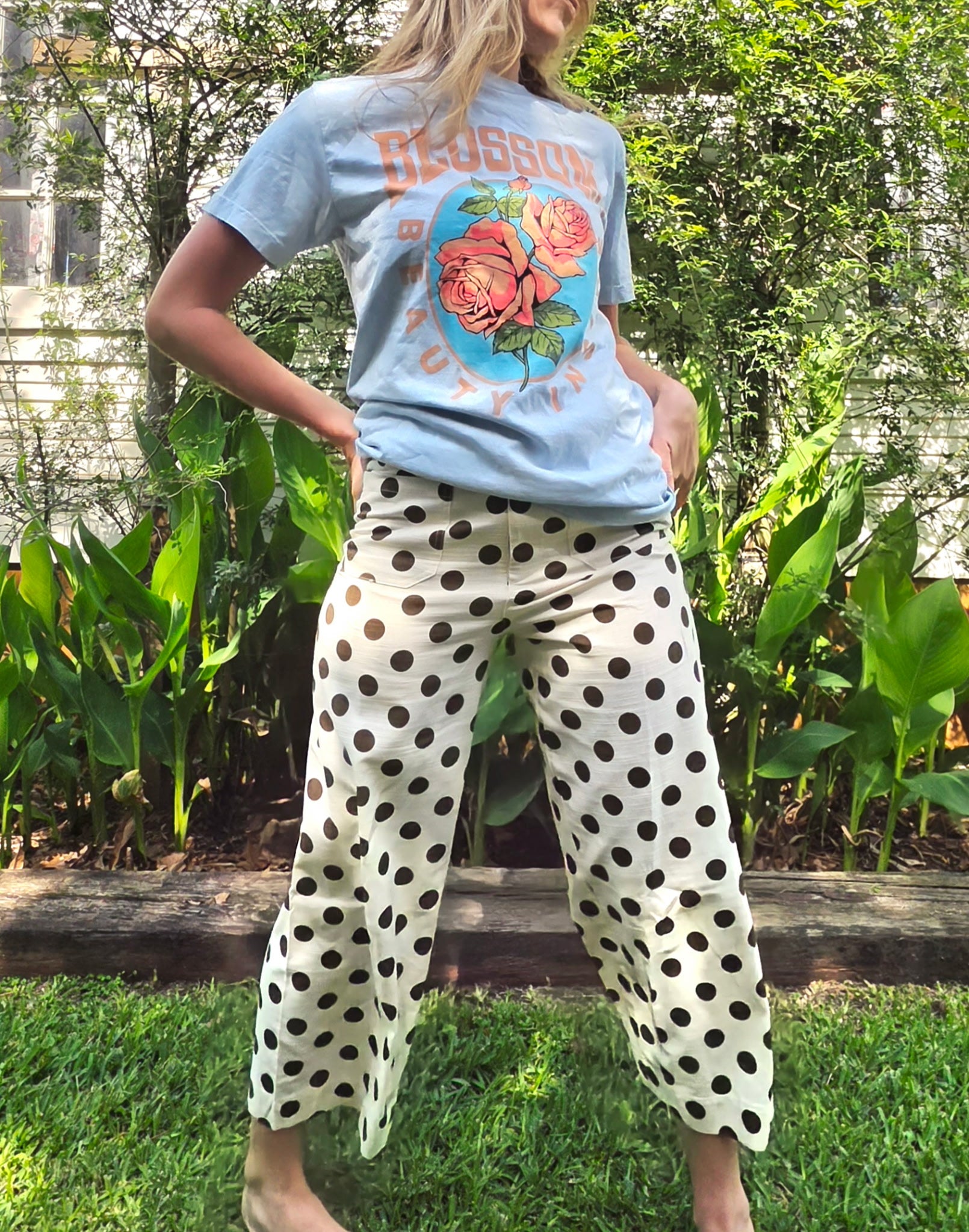Rose Graphic Tee in Blue